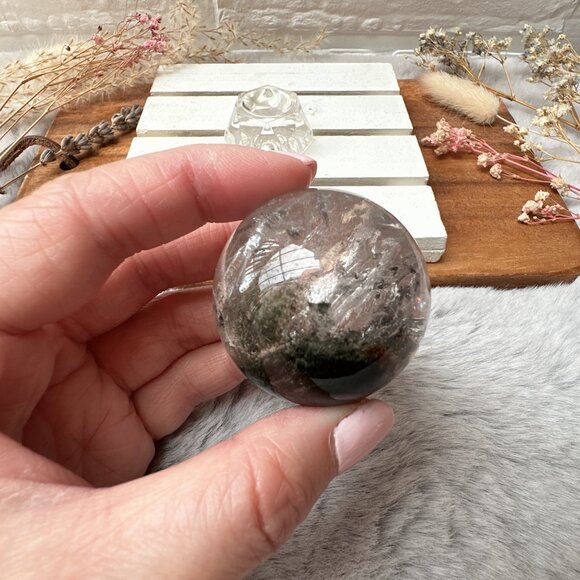 Small Garden Quartz Sphere - Picture 8 of 9